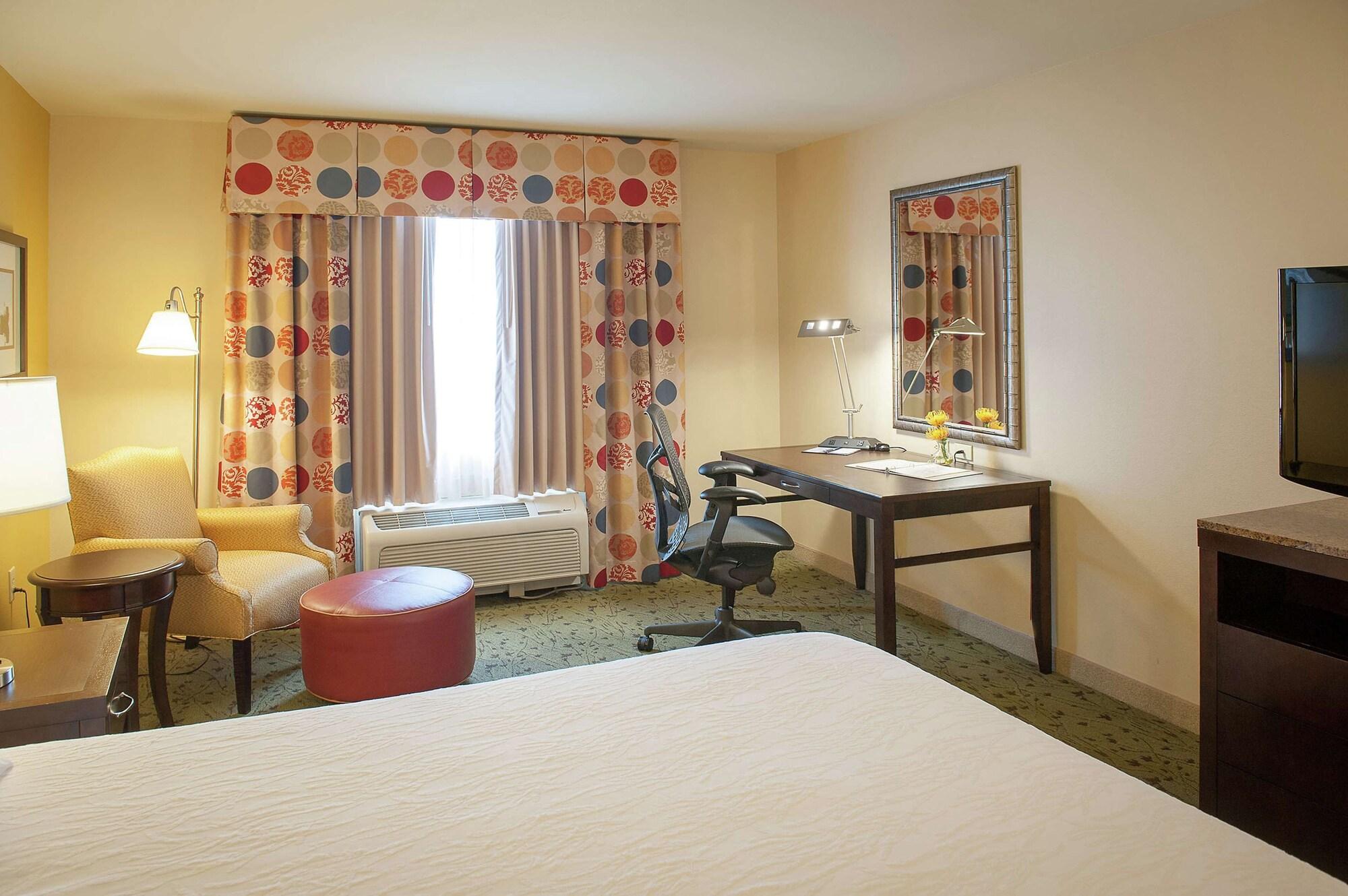 Hilton Garden Inn Pensacola Airport/Medical Center Экстерьер фото